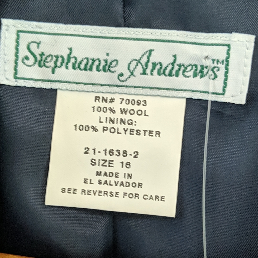 Three Button Blazer - image 3